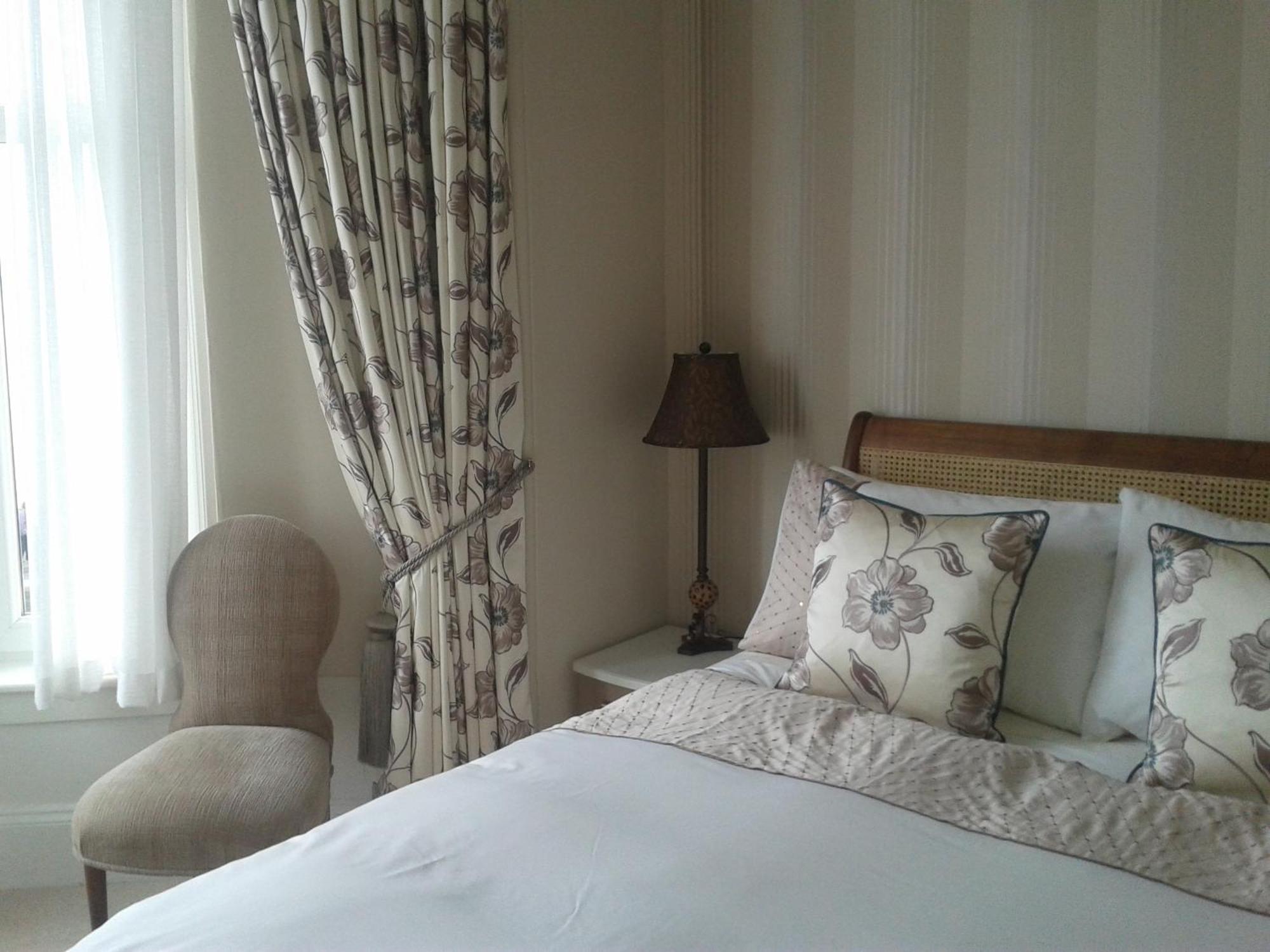 Douglas Park Guest House Kirn Room photo